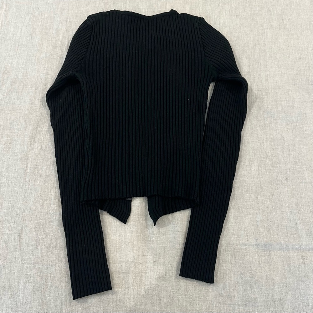 Ribbed Keyhole Sweater - Picture 5 of 5